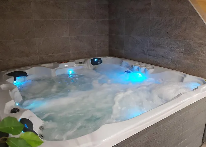Statek 3 - Wellness & Spa בית הארחה